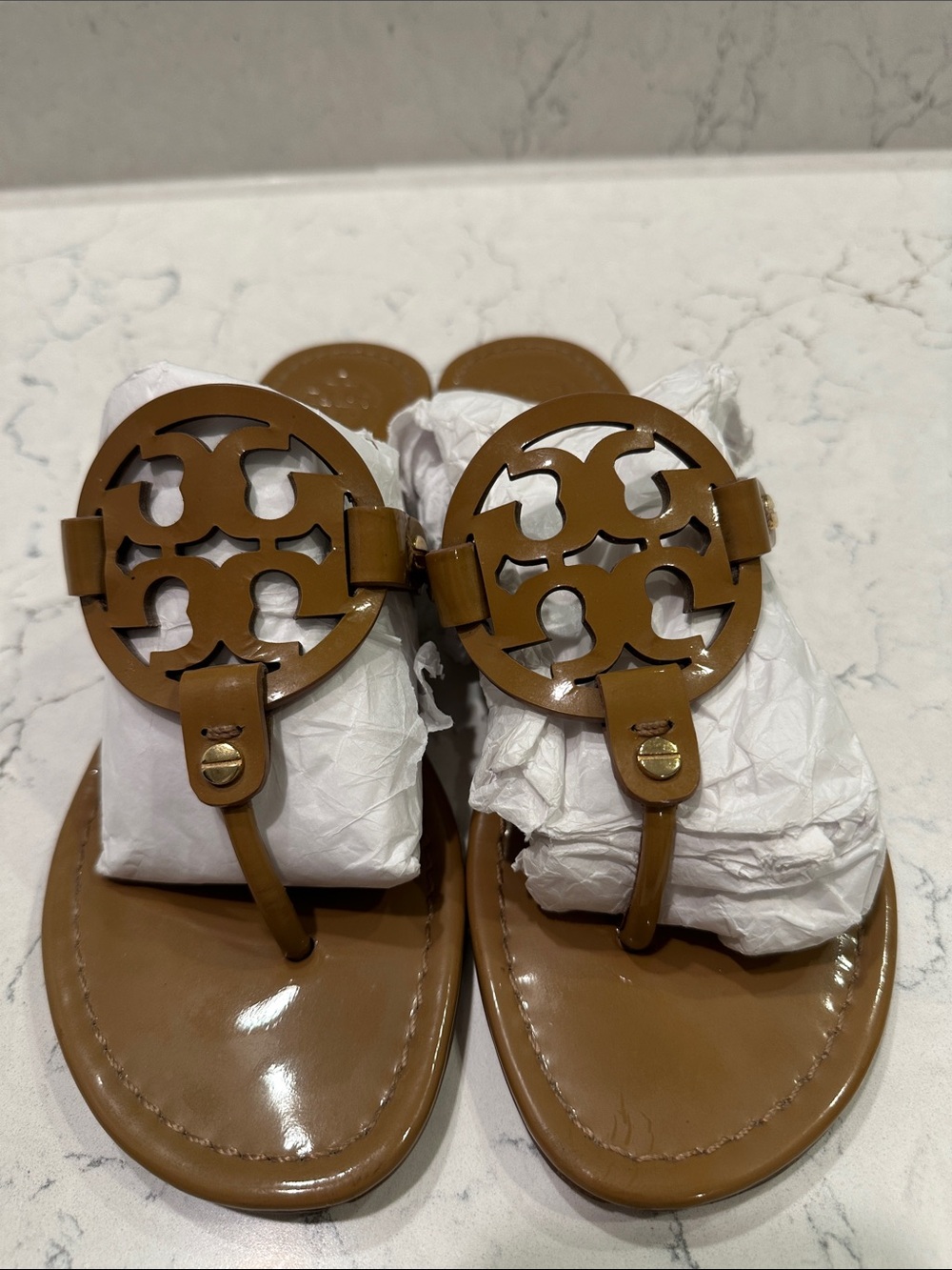 Tory Burch Sand Patent Leather Miller Sandals Size 8 1/2